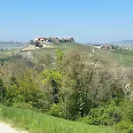 Casa Il Cuore Delle Langhe By World Apartamento