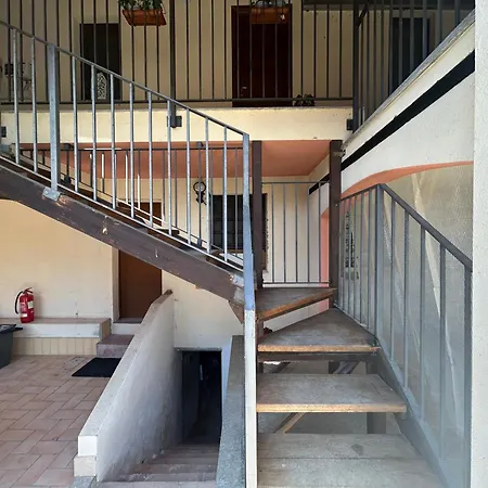 Apartment Casa Il Cuore Delle Langhe By World *