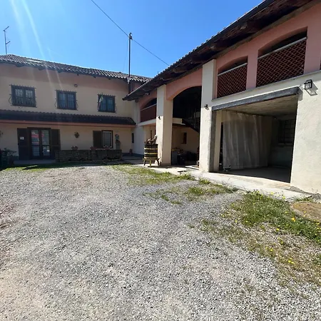 Casa Il Cuore Delle Langhe By World *