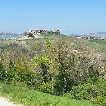 Casa Il Cuore Delle Langhe By World Lägenhet